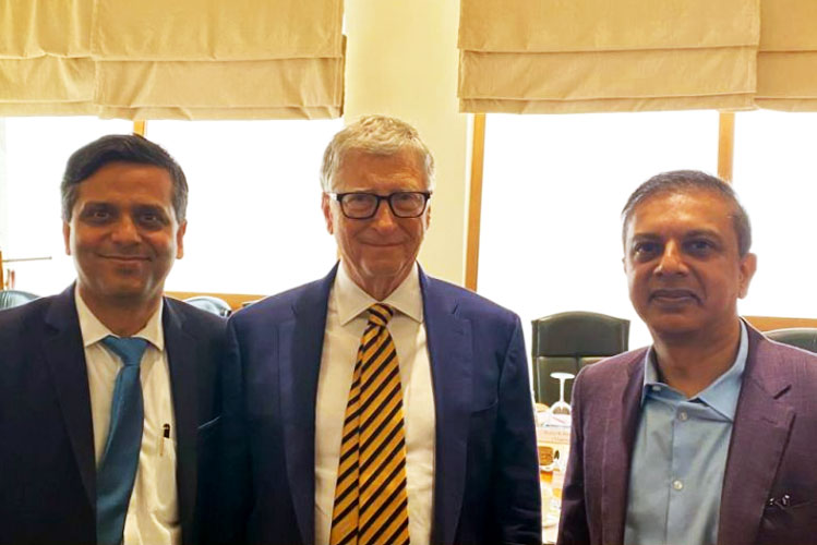 Our Chairman, Satish Reddy, and Deepak Sapra, CEO - API &amp; Services, meet Mr. Bill Gates and Melinda Gates Foundation to discuss healthcare access and affordability at India Pharma Manufacturers’ Roundtable